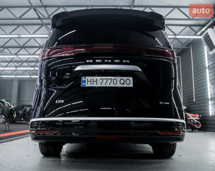 Чорний Denza D9, об'ємом двигуна 0 л та пробігом 1 тис. км за 70000 $, фото 11 на Automoto.ua