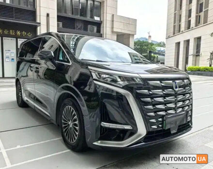 Черный Denza D9, объемом двигателя 0 л и пробегом 1 тыс. км за 59100 $, фото 1 на Automoto.ua