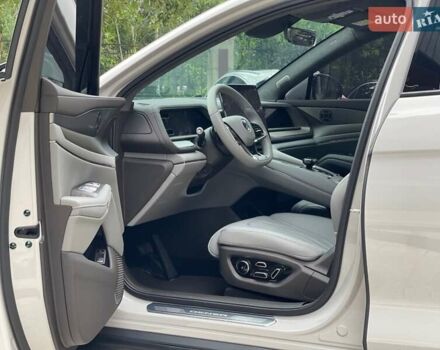 Белый Denza N7, объемом двигателя 0 л и пробегом 20 тыс. км за 35800 $, фото 5 на Automoto.ua