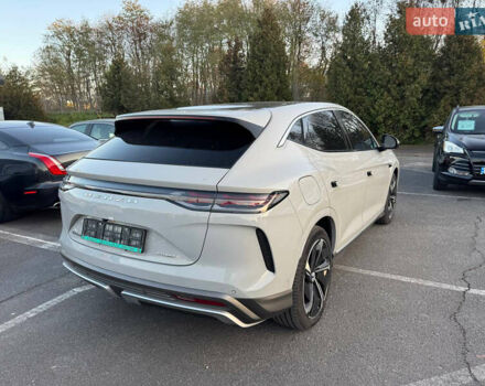 Белый Denza N7, объемом двигателя 0 л и пробегом 1 тыс. км за 37300 $, фото 3 на Automoto.ua