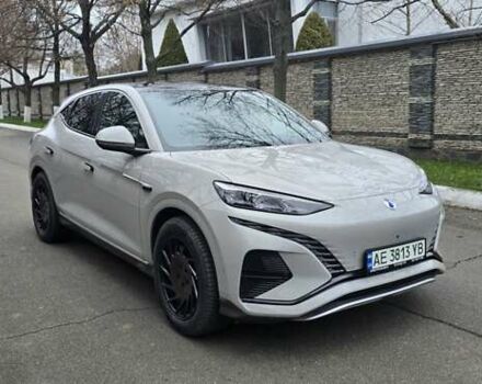 Бежевый Denza N7, объемом двигателя 0 л и пробегом 28 тыс. км за 35500 $, фото 3 на Automoto.ua