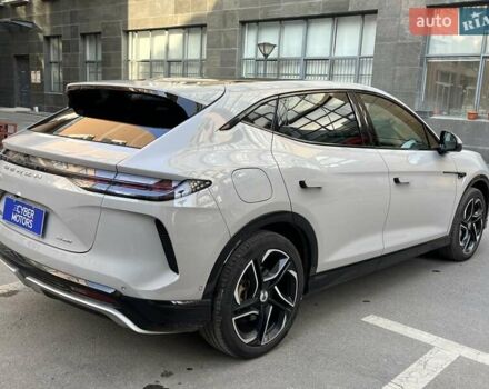 Бежевый Denza N7, объемом двигателя 0 л и пробегом 9 тыс. км за 32900 $, фото 4 на Automoto.ua