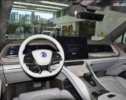 Denza N7, объемом двигателя 0 л и пробегом 1 тыс. км за 40450 $, фото 13 на Automoto.ua