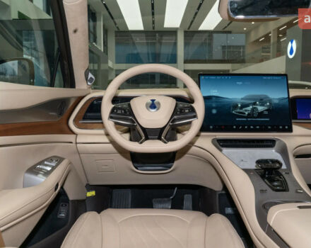 купить новое авто Denza N7 2025 года от официального дилера ЕКОДРАЙВ АВТО Denza фото