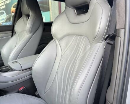 Серый Denza N7, объемом двигателя 0 л и пробегом 24 тыс. км за 35999 $, фото 8 на Automoto.ua