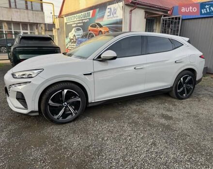 Серый Denza N7, объемом двигателя 0 л и пробегом 24 тыс. км за 35999 $, фото 1 на Automoto.ua