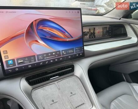 Серый Denza N7, объемом двигателя 0 л и пробегом 24 тыс. км за 35999 $, фото 13 на Automoto.ua