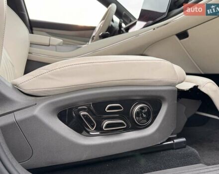 Сірий Denza N7, об'ємом двигуна 0 л та пробігом 8 тис. км за 36800 $, фото 10 на Automoto.ua