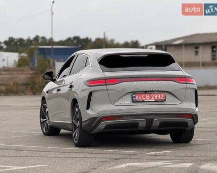 Сірий Denza N7, об'ємом двигуна 0 л та пробігом 8 тис. км за 36800 $, фото 4 на Automoto.ua