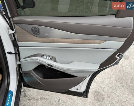 Сірий Denza N7, об'ємом двигуна 0 л та пробігом 12 тис. км за 42700 $, фото 9 на Automoto.ua