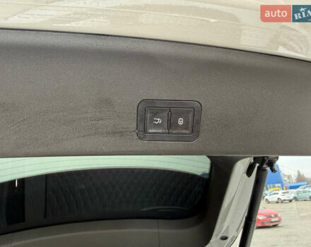 Сірий Denza N7, об'ємом двигуна 0 л та пробігом 12 тис. км за 42700 $, фото 11 на Automoto.ua