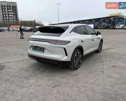 Сірий Denza N7, об'ємом двигуна 0 л та пробігом 12 тис. км за 42700 $, фото 4 на Automoto.ua