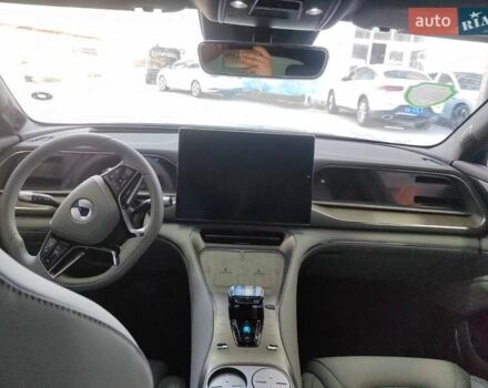 Сірий Denza N7, об'ємом двигуна 0 л та пробігом 7 тис. км за 39899 $, фото 4 на Automoto.ua