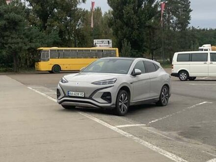 Серый Denza N7, объемом двигателя 0 л и пробегом 7 тыс. км за 35500 $, фото 1 на Automoto.ua