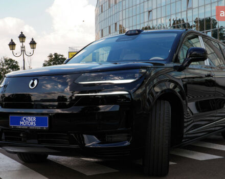 купить новое авто Denza N9 2025 года от официального дилера Cyber Motors New Denza фото
