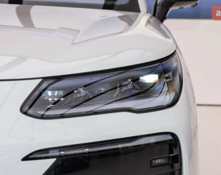 Denza N9, объемом двигателя 2 л и пробегом 0 тыс. км за 76850 $, фото 4 на Automoto.ua