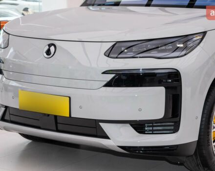 Denza N9, об'ємом двигуна 2 л та пробігом 0 тис. км за 76850 $, фото 3 на Automoto.ua