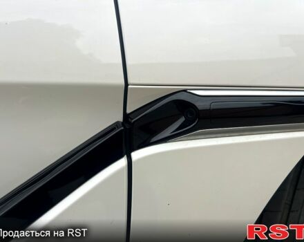 Белый Denza Z9, объемом двигателя 0 л и пробегом 12 тыс. км за 58000 $, фото 8 на Automoto.ua