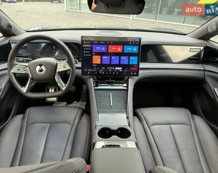 Серый Denza Z9, объемом двигателя 0 л и пробегом 1 тыс. км за 57000 $, фото 8 на Automoto.ua
