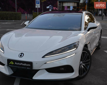 Белый Denza Z9 GT, объемом двигателя 0 л и пробегом 11 тыс. км за 62000 $, фото 3 на Automoto.ua