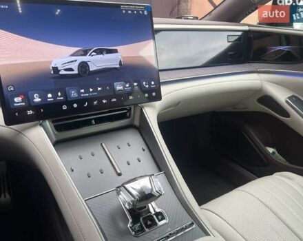 Белый Denza Z9 GT, объемом двигателя 0 л и пробегом 10 тыс. км за 58000 $, фото 5 на Automoto.ua