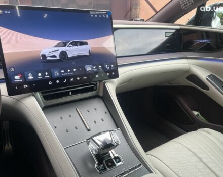 Белый Denza Z9 GT, объемом двигателя 0 л и пробегом 10 тыс. км за 58000 $, фото 6 на Automoto.ua