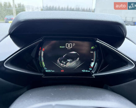 Белый DS 3 Crossback, объемом двигателя 0 л и пробегом 96 тыс. км за 16700 $, фото 9 на Automoto.ua