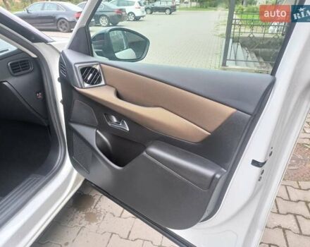 Білий DS 3 Crossback, об'ємом двигуна 0 л та пробігом 114 тис. км за 14900 $, фото 55 на Automoto.ua
