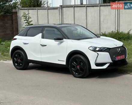 Белый DS 3 Crossback, объемом двигателя 0 л и пробегом 129 тыс. км за 14800 $, фото 6 на Automoto.ua
