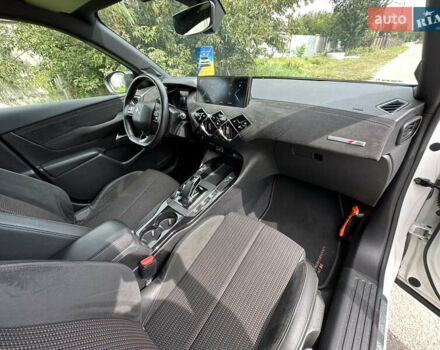 Белый DS 3 Crossback, объемом двигателя 0 л и пробегом 129 тыс. км за 14800 $, фото 48 на Automoto.ua