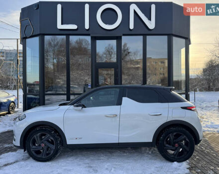 Белый DS 3 Crossback, объемом двигателя 0 л и пробегом 24 тыс. км за 17499 $, фото 4 на Automoto.ua
