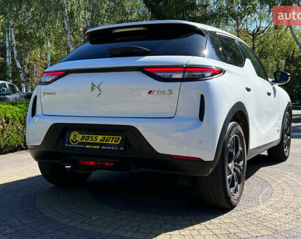 Белый DS 3 Crossback, объемом двигателя 0 л и пробегом 38 тыс. км за 20300 $, фото 6 на Automoto.ua