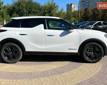 Белый DS 3 Crossback, объемом двигателя 0 л и пробегом 38 тыс. км за 20300 $, фото 7 на Automoto.ua