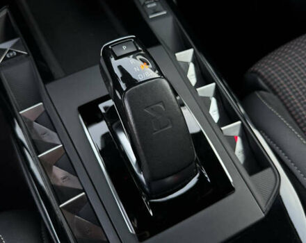 Белый DS 3 Crossback, объемом двигателя 0 л и пробегом 24 тыс. км за 17499 $, фото 15 на Automoto.ua