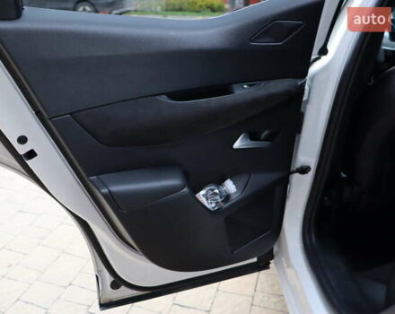 Білий DS 3 Crossback, об'ємом двигуна 0 л та пробігом 39 тис. км за 18900 $, фото 28 на Automoto.ua