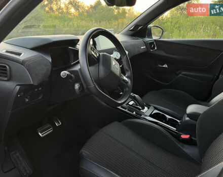 Белый DS 3 Crossback, объемом двигателя 0 л и пробегом 37 тыс. км за 19500 $, фото 6 на Automoto.ua