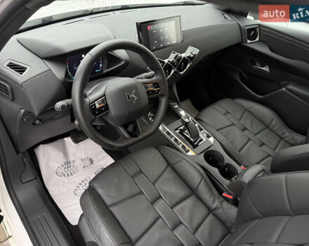 Белый DS 3 Crossback, объемом двигателя 0 л и пробегом 76 тыс. км за 16200 $, фото 15 на Automoto.ua