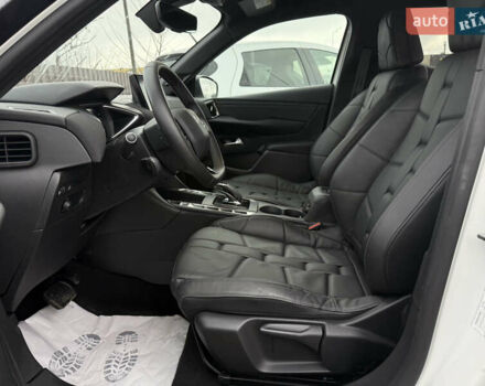 Белый DS 3 Crossback, объемом двигателя 0 л и пробегом 76 тыс. км за 16200 $, фото 13 на Automoto.ua