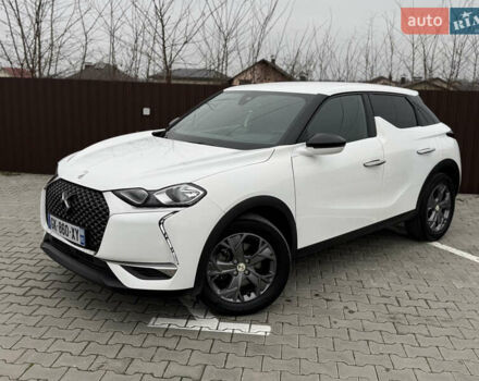 Белый DS 3 Crossback, объемом двигателя 0 л и пробегом 76 тыс. км за 16200 $, фото 2 на Automoto.ua