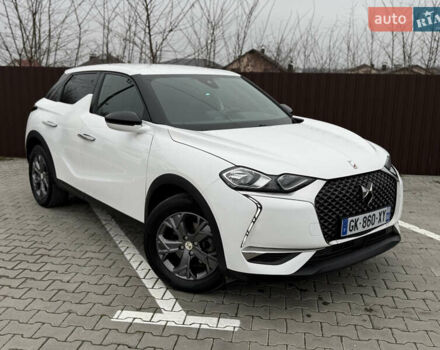 Белый DS 3 Crossback, объемом двигателя 0 л и пробегом 76 тыс. км за 16200 $, фото 7 на Automoto.ua