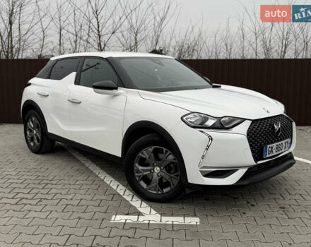 Белый DS 3 Crossback, объемом двигателя 0 л и пробегом 76 тыс. км за 16200 $, фото 6 на Automoto.ua