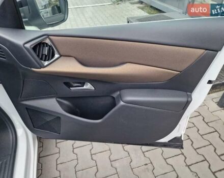 Білий DS 3 Crossback, об'ємом двигуна 0 л та пробігом 92 тис. км за 16200 $, фото 43 на Automoto.ua