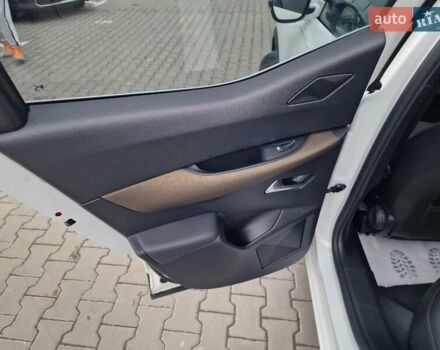 Білий DS 3 Crossback, об'ємом двигуна 0 л та пробігом 92 тис. км за 16200 $, фото 37 на Automoto.ua