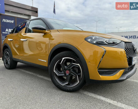 Желтый DS 3 Crossback, объемом двигателя 1.5 л и пробегом 47 тыс. км за 23990 $, фото 4 на Automoto.ua