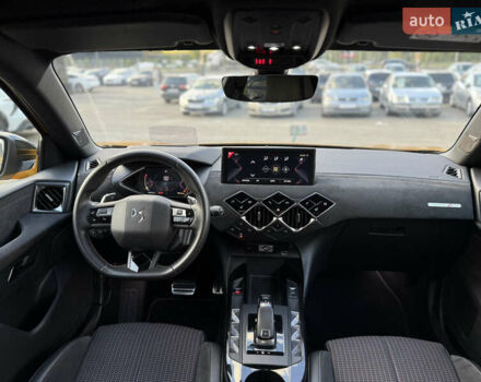 Желтый DS 3 Crossback, объемом двигателя 1.5 л и пробегом 47 тыс. км за 23990 $, фото 45 на Automoto.ua
