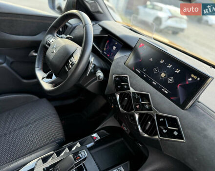 Желтый DS 3 Crossback, объемом двигателя 1.5 л и пробегом 47 тыс. км за 23990 $, фото 43 на Automoto.ua