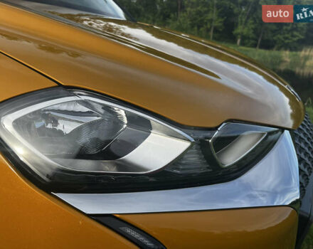 Желтый DS 3 Crossback, объемом двигателя 1.2 л и пробегом 34 тыс. км за 18500 $, фото 7 на Automoto.ua