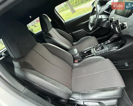 Серый DS 3 Crossback, объемом двигателя 0 л и пробегом 101 тыс. км за 17300 $, фото 45 на Automoto.ua