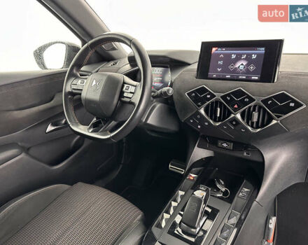 Серый DS 3 Crossback, объемом двигателя 0 л и пробегом 101 тыс. км за 17300 $, фото 76 на Automoto.ua