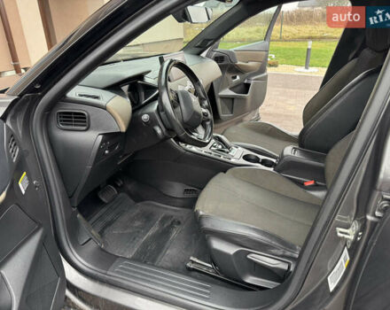 Серый DS 3 Crossback, объемом двигателя 0 л и пробегом 72 тыс. км за 14650 $, фото 9 на Automoto.ua
